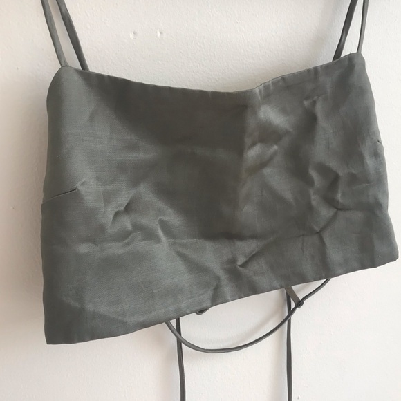 Stunning NWOT Zara green cropped top with straps - Picture 7 of 8